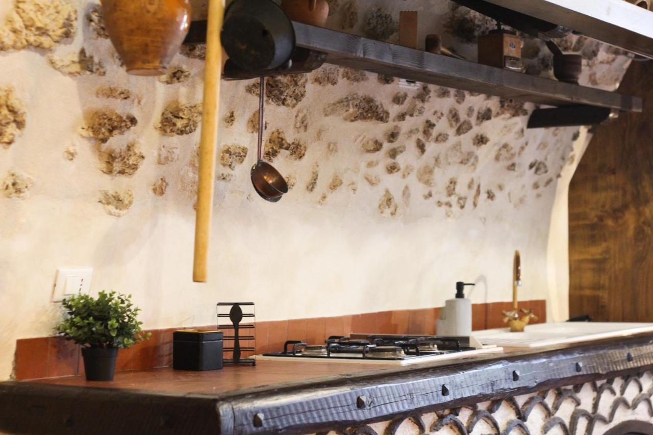 Santo'S House Luxury - Idromassaggio E Doccia Emozionale Βίλα Santo Stefano Di Sessanio Εξωτερικό φωτογραφία